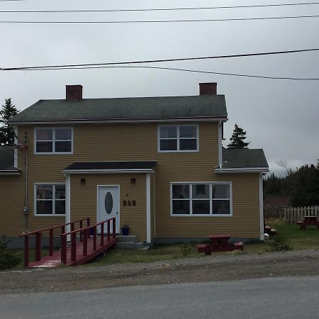 Meems Elliston B&B 외부 사진