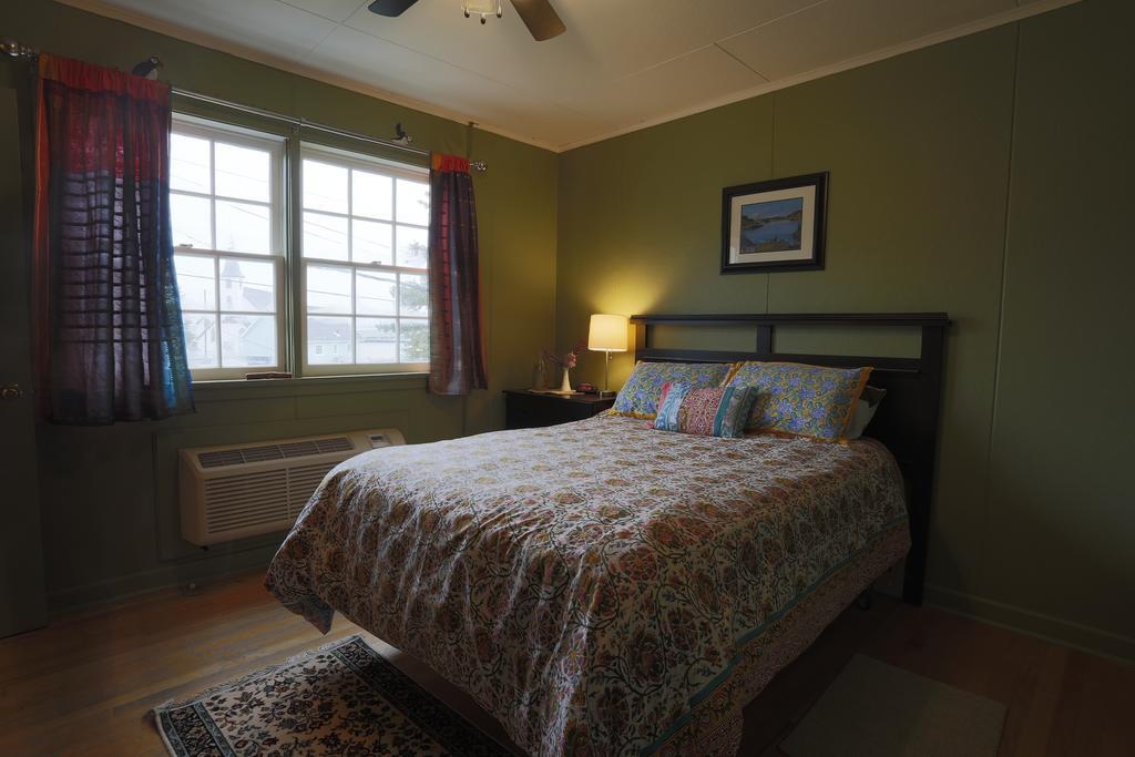 Meems Elliston B&B 외부 사진