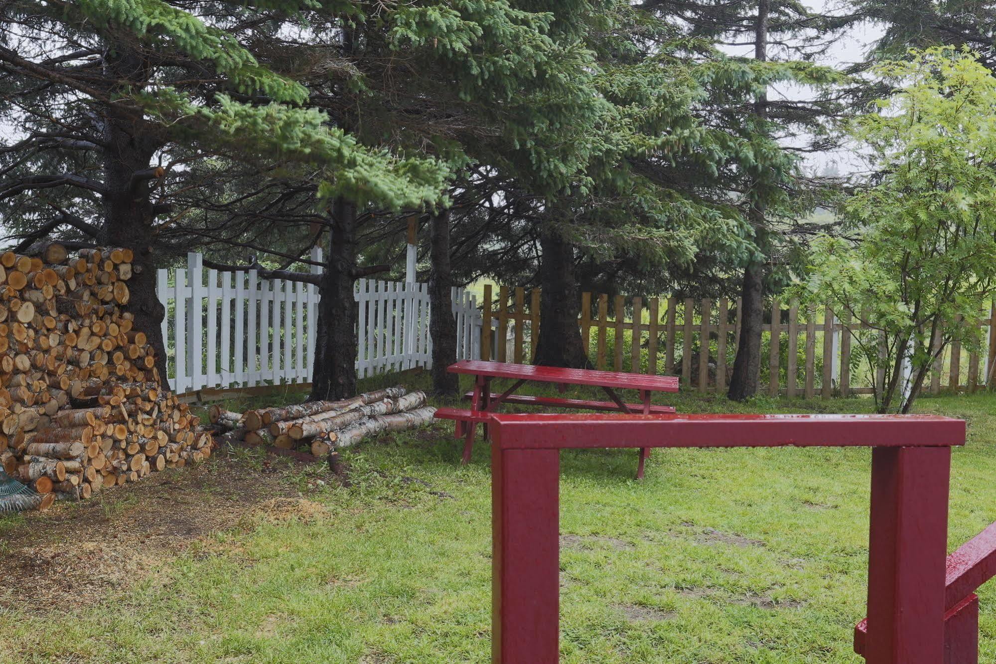 Meems Elliston B&B 외부 사진